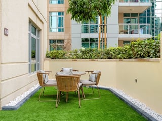 Unique Layout | Private Garden | Fully Upgraded, picture 3