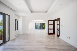Partially Upgraded | Premium Location | Immaculate, picture 4