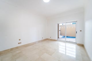 Fully Renovated | Triplex | Exceptional Space, picture 4