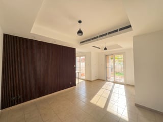 Lowest Priced 4E | Vacant  | Prime Location, picture 3