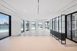Close To Tip | Fully Upgraded | Prime Location, picture 4