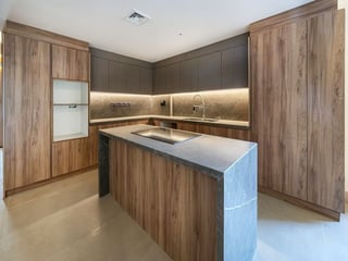 Fully Upgraded | Vacant | Full Marina View, picture 4