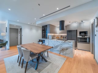 HIGH VALUE UPGRADES | FULLY FURNISHED | VOT, picture 3