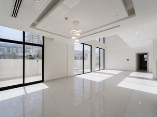 Brand New | Prime Location | Premium Finishing, picture 4