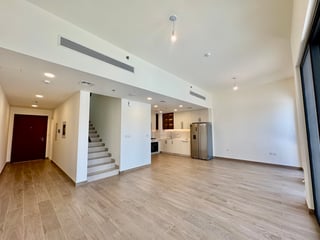 Handed Over | Available | Brand New | G + 1, picture 4