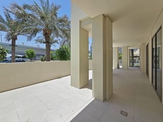 Spacious | Vastu | Open View | Creek Beach Facing, picture 4