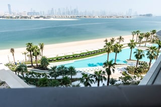 Ultra Luxury Residence | Panoramic Palm Views, picture 3