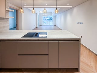 Fully Upgraded | Direct Pool Access | Vacant, picture 4