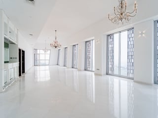 Penthouse w/ Private Pool | Stunning Views | Vacant, picture 3