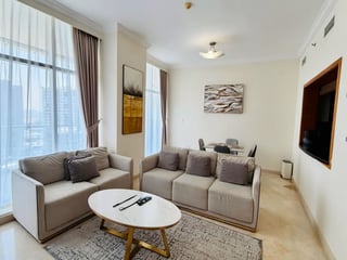 High Floor | Sea + Full Marina View | VOT, picture 3