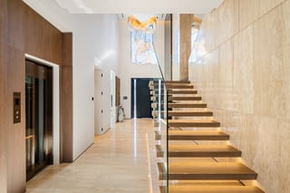 Expertly Redesigned | Spacious & Bright Villa, picture 3