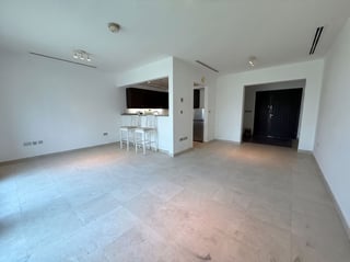 Vacant Now | Corner Unit | View Today..., picture 3