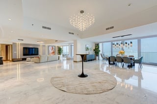 An elegant 5-bed apartment in Opera Grand, Downtown Dubai, picture 4