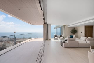 Luxury Furnished Beachfront Living | 3BR + Maid, picture 4