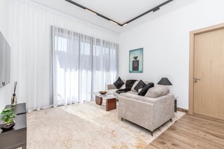 Exclusive Fully Furnished | Pool View | VOT, picture 3