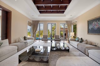 Exquisite 6-Bedroom Villa | Golf Course View, picture 3