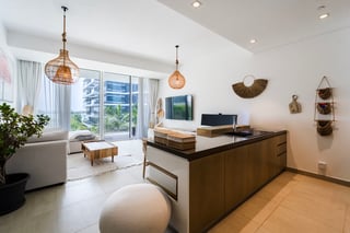 Sea View | Luxury Living | Furnished or Unfurnished, picture 3