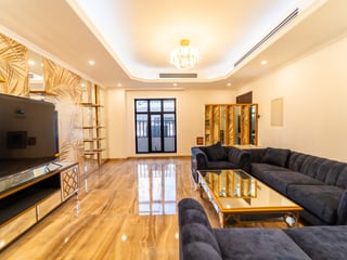 Corner Townhouse | Vacant Now | Close to School, picture 4