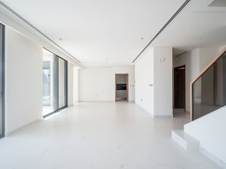Exclusive | Rare Largest Plot | Park-Facing, picture 3