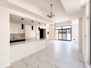 Corner unit  | Brand New | Motivated Seller, picture 3