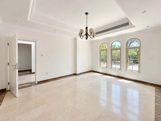 Bespoke Renovation Opportunity in Jumeirah Islands, picture 4