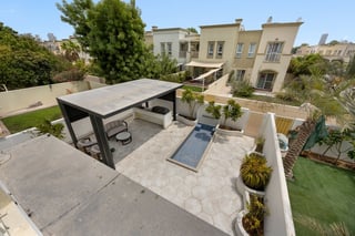 Turn Key | Upgraded | Outdoor Office...., picture 4