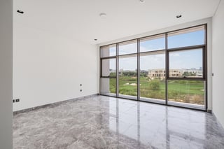 Golf Course Views | Expansive Plot | Vacant, picture 3