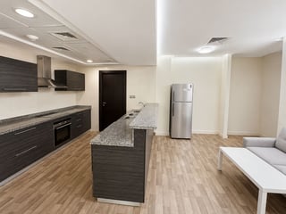 Motivated Seller | Spacious Layout | Unfurnished, picture 3