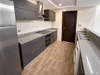 Motivated Seller | Spacious Layout | Unfurnished, picture 4