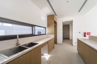 Vacant | Community Pool | Spacious |...., picture 4
