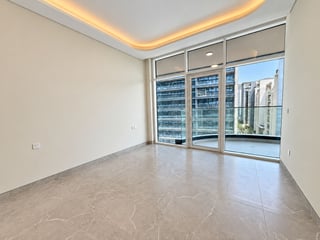 Premium | Vacant | Larger Layout........, picture 3