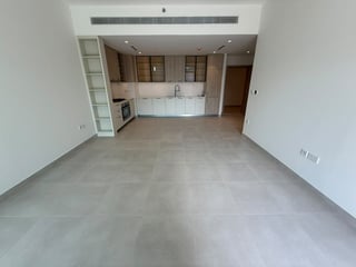 Exclusive | High Floor | Pool & Park Views, picture 4