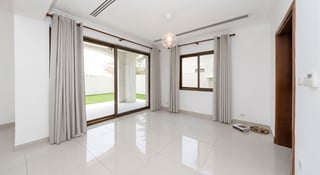 Spacious | Landscaped | Vacant.........., picture 4