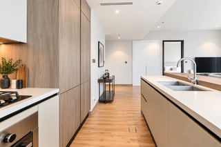 Furnished | Prime Location| Large Layout, picture 4