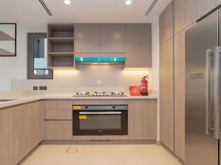 Vacant | Luxury Living | Green Community, picture 3