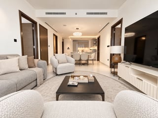 Large Layout | Spacious Interiors | Prime Position, picture 3