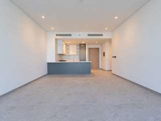 Elegant Waterfront Apartment in Business Bay, picture 3