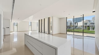 Corner villa in Dubai Hills with park view, picture 3