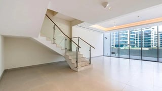 Duplex apartment in MBR City with direct beach access, picture 4