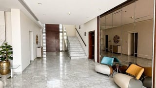 Exquisite villa in MBR City with private beach access, picture 3