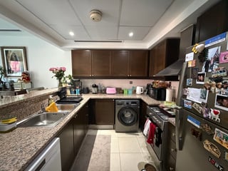 Renovation Potential | Great Location | Rare Find, picture 3