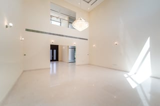 Exclusive | Majlis Facing | Single Row | Pool, picture 4