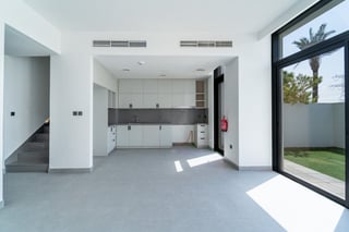 Perfectly Priced | Single Row | Vacant.., picture 3