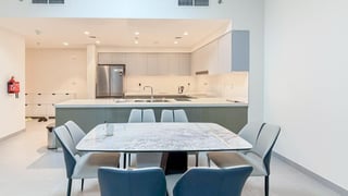 Modern layout apartment in Downtown with boulevard view, picture 3