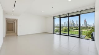 Premium apartment in Emirates Hills 2 with golf views, picture 3