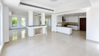 Vacant Now | Upgraded Floors | White Kitchen, picture 3