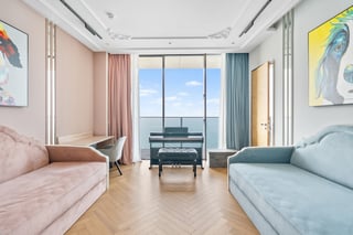 High-Floor 2BR Sea View |  Chic Upgrades, picture 3