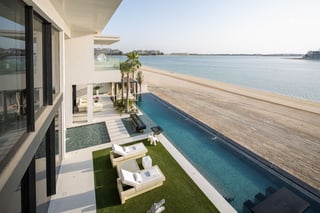 ONE100 Ultra Luxury Beach Mansion, picture 1