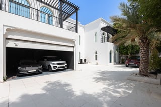 Exclusive 7 Bedroom Emirates Hills Family Villa, picture 3