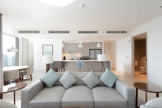 Luxury serviced apartment in Downtown Dubai, picture 3